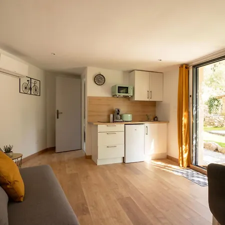 O Jacuzzi Du Mazet Murles