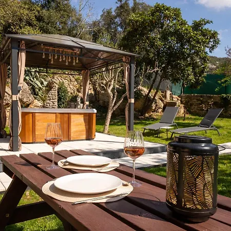 O Jacuzzi Du Mazet Murles