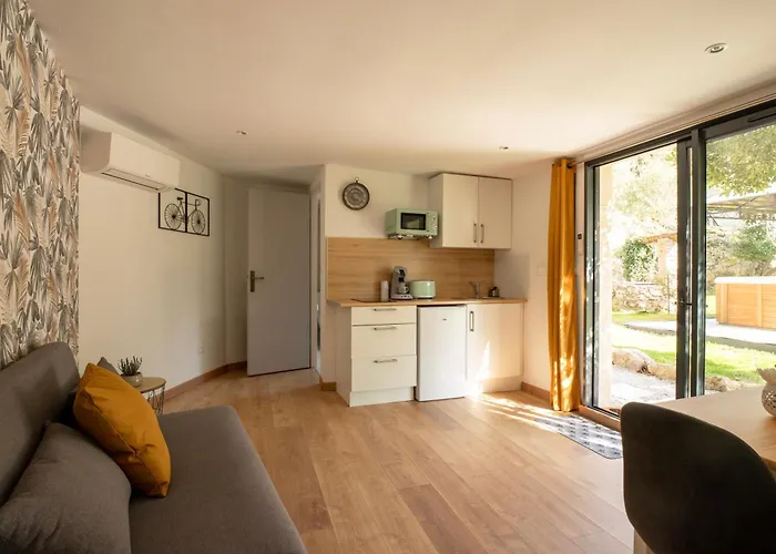 ô Jacuzzi Du Mazet Murles