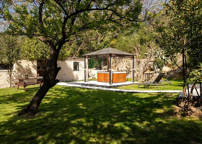 Casa de Férias ô Jacuzzi Du Mazet